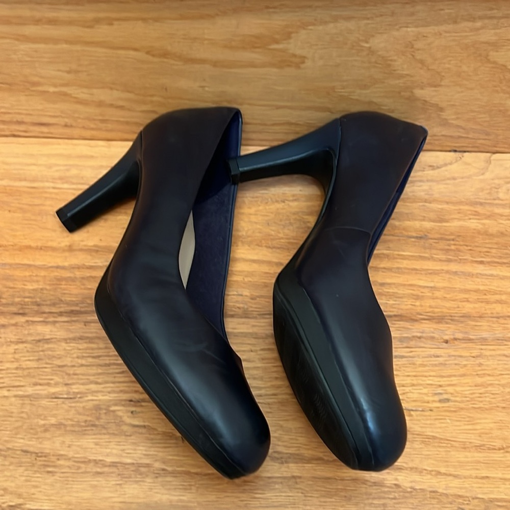 Clark Ultimate Comfort Collection Adriel Viola Shoes, NAVY, size 9.5M - Picture 7 of 14